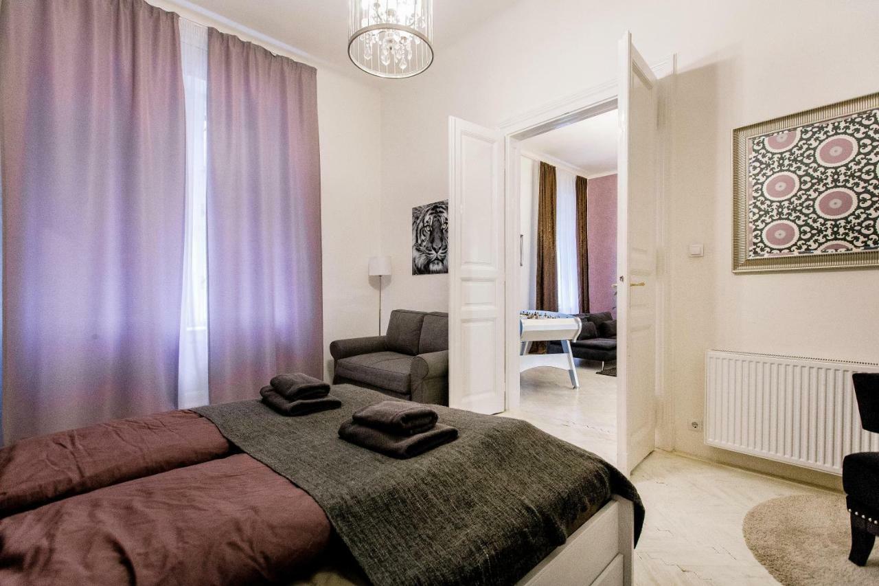Kz5 Apartment In Kazinczy Street Budapest Bagian luar foto